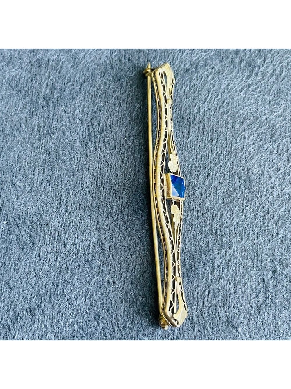 Edwardian 14k Signed Solid Gold & Lab Sapphire Vintage Filigree Floral Brooch - Picture 5 of 8